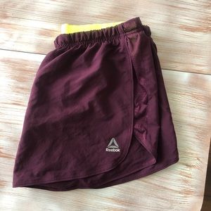 Reebok Women’s Running shorts LG- NEW